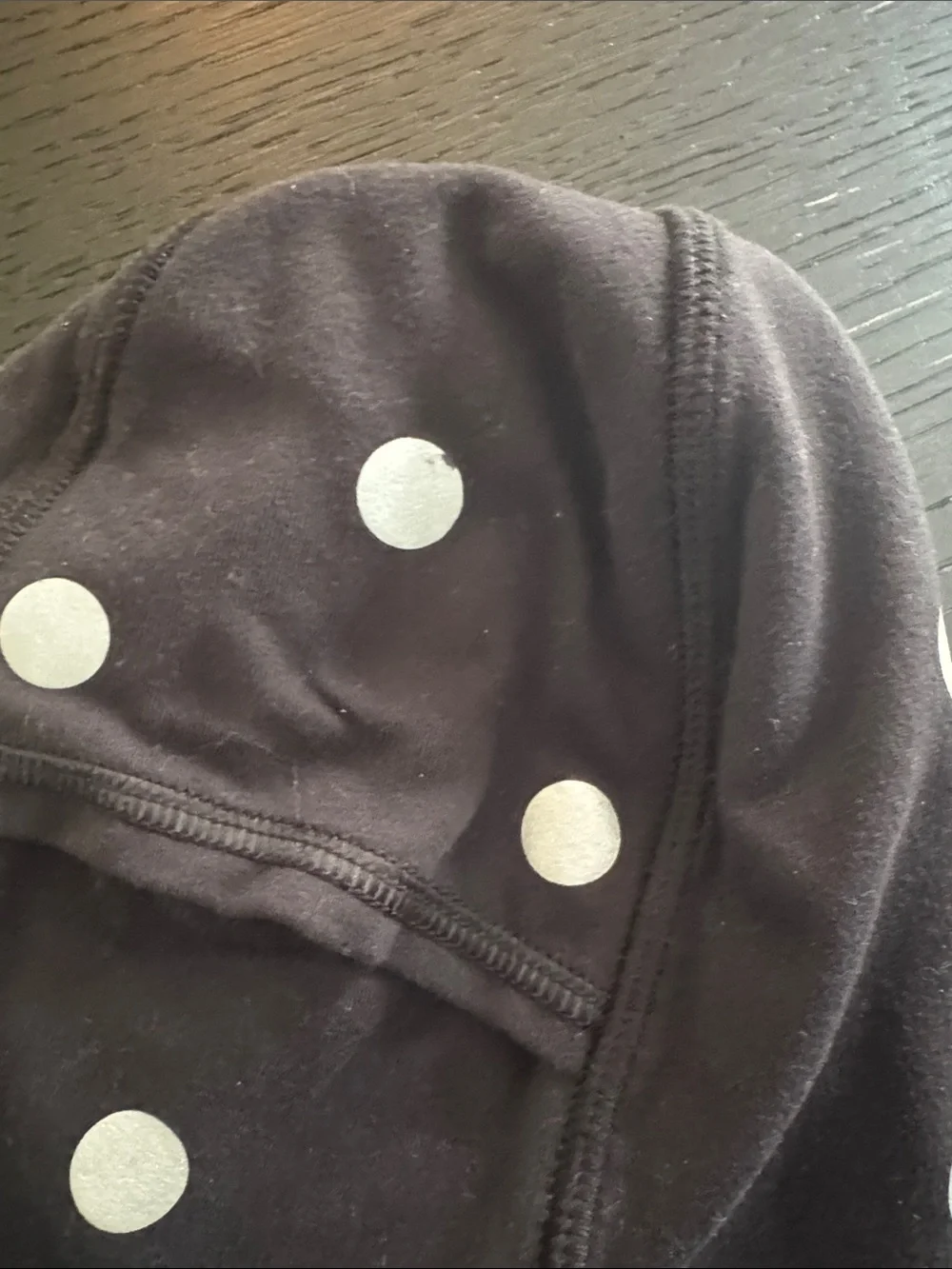 Lululemon athletica black silver reflective dot stretch jersey ponytail hole cap